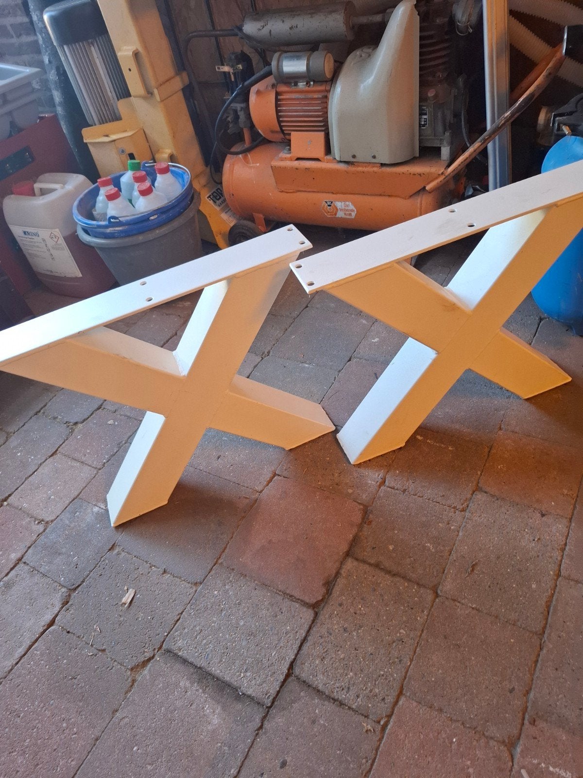 Set van 2 witte metalen tafelpoten (X-vorm)voor salontafel, Huis en Inrichting, Tafelonderdelen, Ophalen, Tafelpoot, Minder dan 50 cm