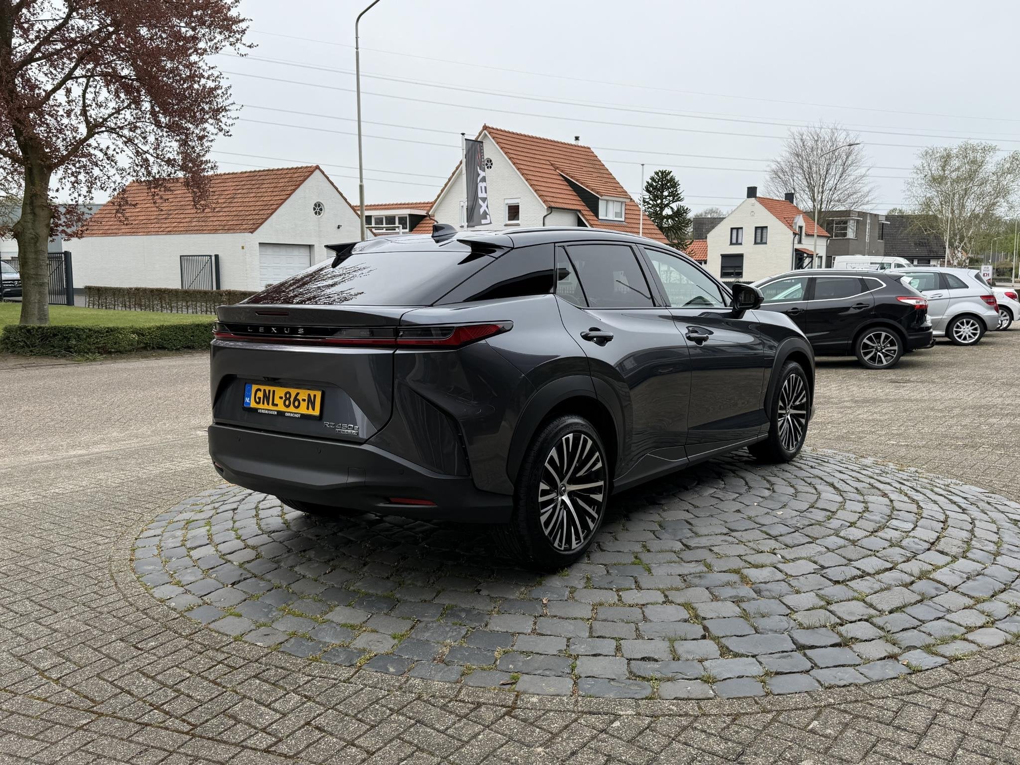 Lexus RZ 450e Executive Line 71 kWh Premium Pack | 20" LMV |, Auto's, Automaat, 12 maanden, Gebruikt, 71 kWh