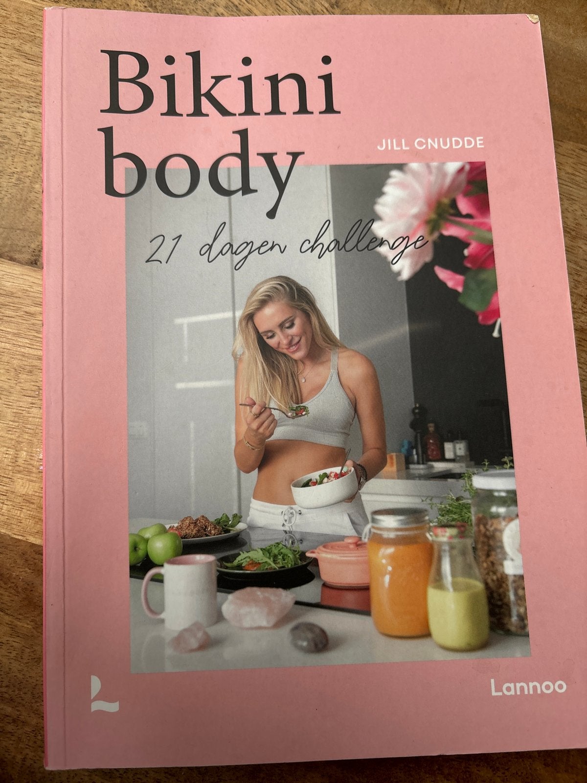 Bikini Body: 21 dagen challenge - Jill Cnudde, Ophalen of Verzenden, Zo goed als nieuw, Dieet en Voeding
