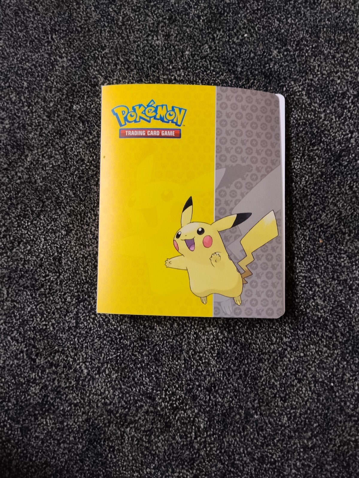 Pokemon Pikachu album, Ophalen of Verzenden, Zo goed als nieuw, Boek of Catalogus