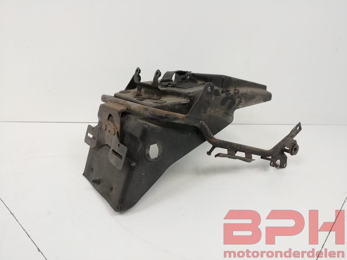 Spatbord undertray Suzuki GSX-R 750w 1992 t/m 1993 GSXR acht, Gebruikt, -, -, Ophalen of Verzenden