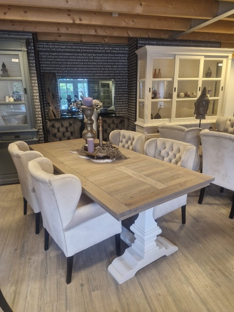 *VOORRAAD* 4 Landelijke Eetkamerstoelen Roman Velvet Beige 4, Overige kleuren, Ophalen of Verzenden, Vier, Stof