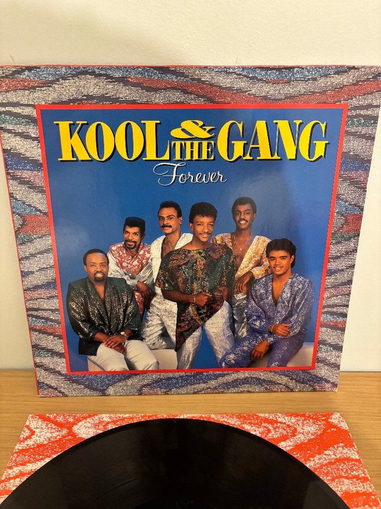 LP - Kool & the gang - Forever, Cd's en Dvd's, Vinyl | R&B en Soul, LP, Gebruikt, Funk, Ophalen of Verzenden