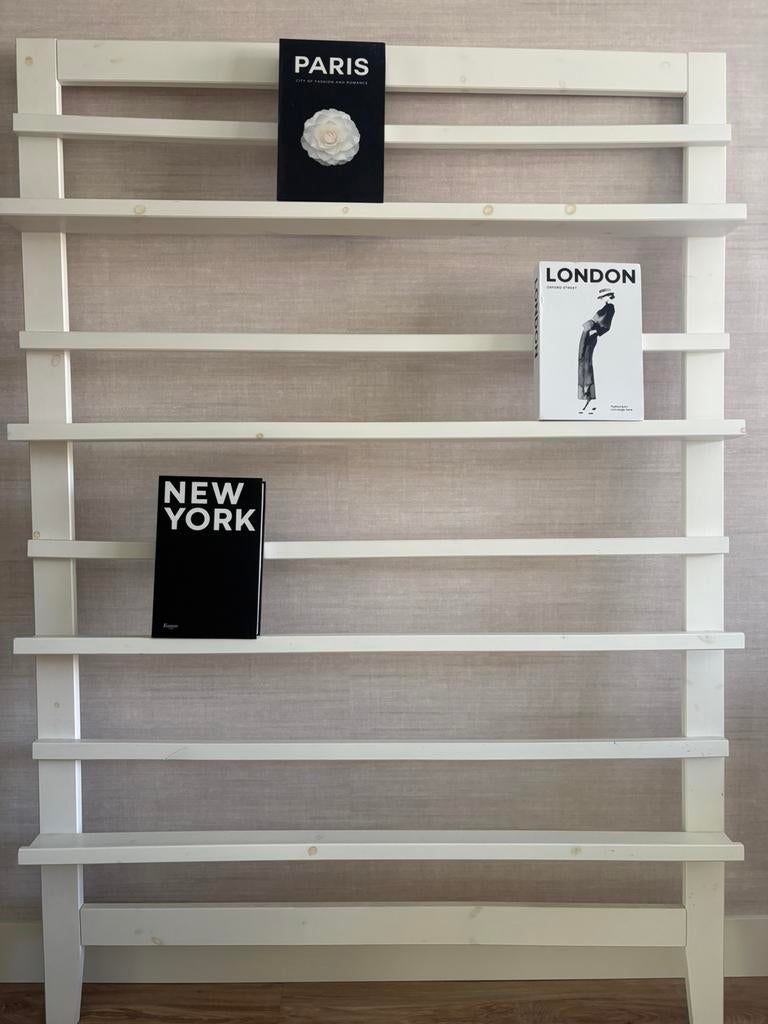 VT-wonen tijdschriftenrek, Ophalen, Zo goed als nieuw
