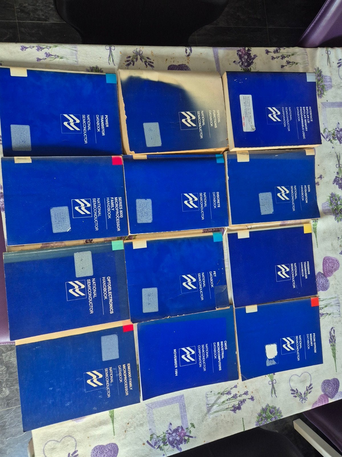 National Semiconductors Handboeken Jaren '70 & '80, 12 stuks, Gelezen, Niet van toepassing, National Semiconductor, Ophalen of Verzenden