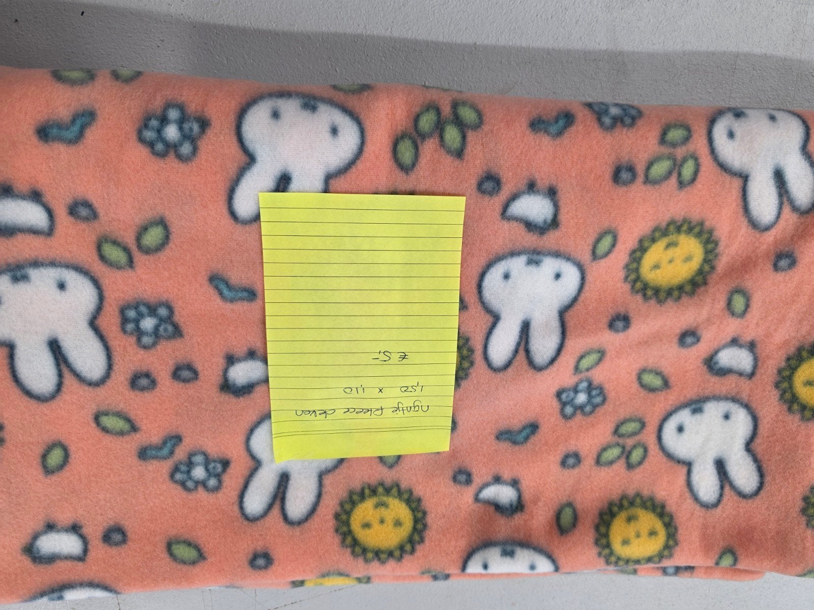 Zacht fleece deken met schattige konijntjes en bloemen, Ophalen of Verzenden
