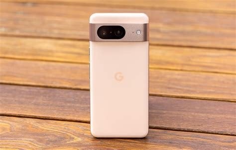 Foto 3 van Google Pixel 8 128GB Rosé Goud

€