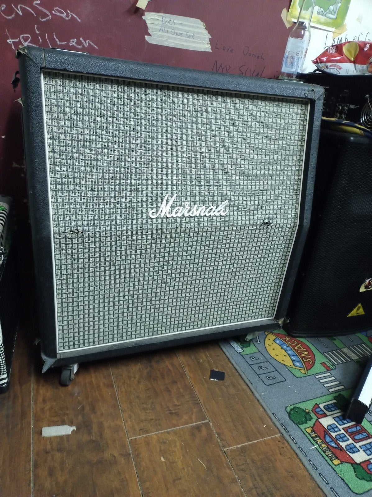 Marshall Gitaarversterker Cabinet - Gebruikt, Muziek en Instrumenten, Ophalen, Gebruikt, Gitaar, 100 watt of meer