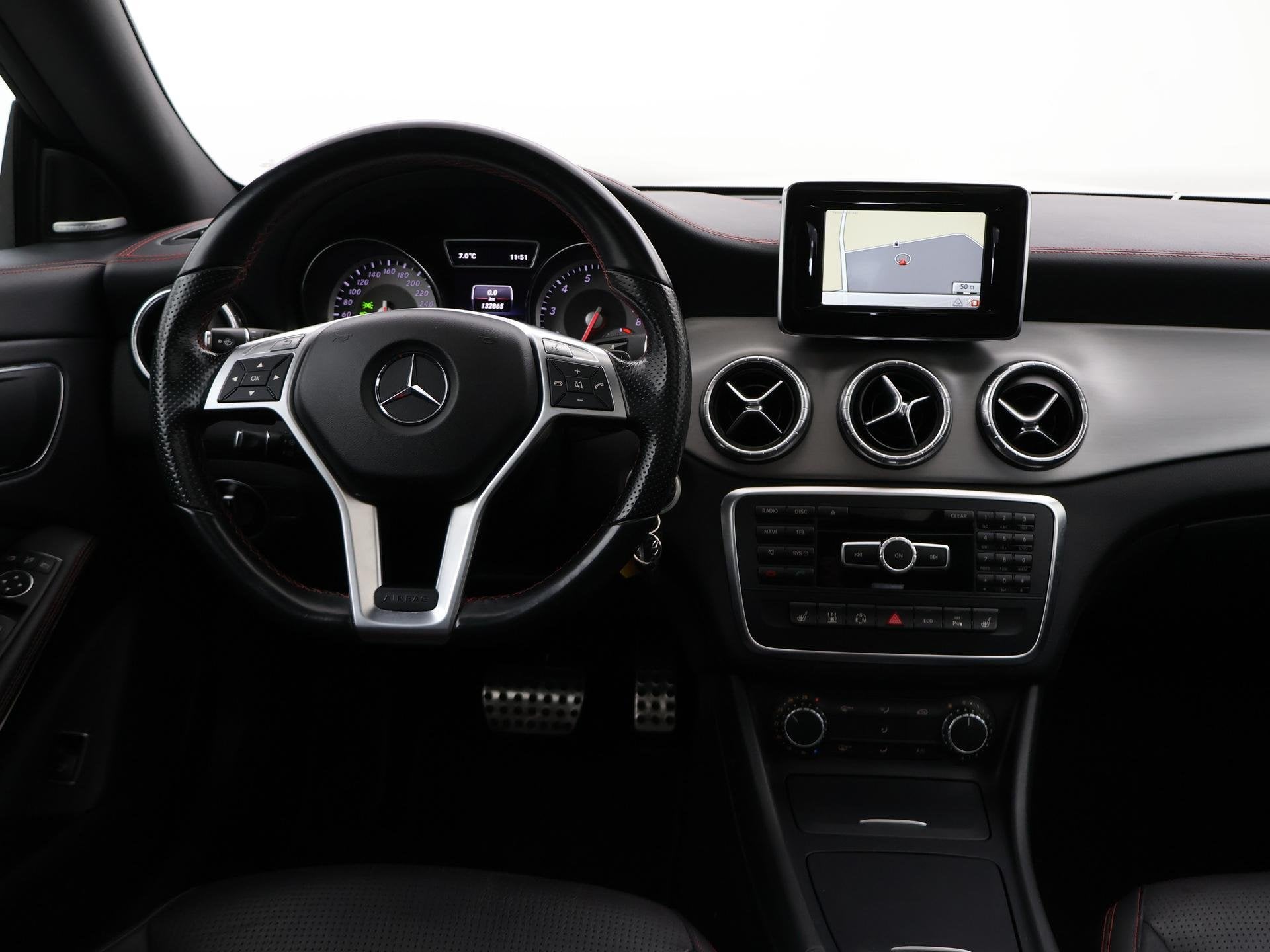 Mercedes-Benz CLA-klasse 250 4MATIC 211 PK AMG SPORT + PANOR, Automaat, 15 km/l, Gebruikt, Euro 6