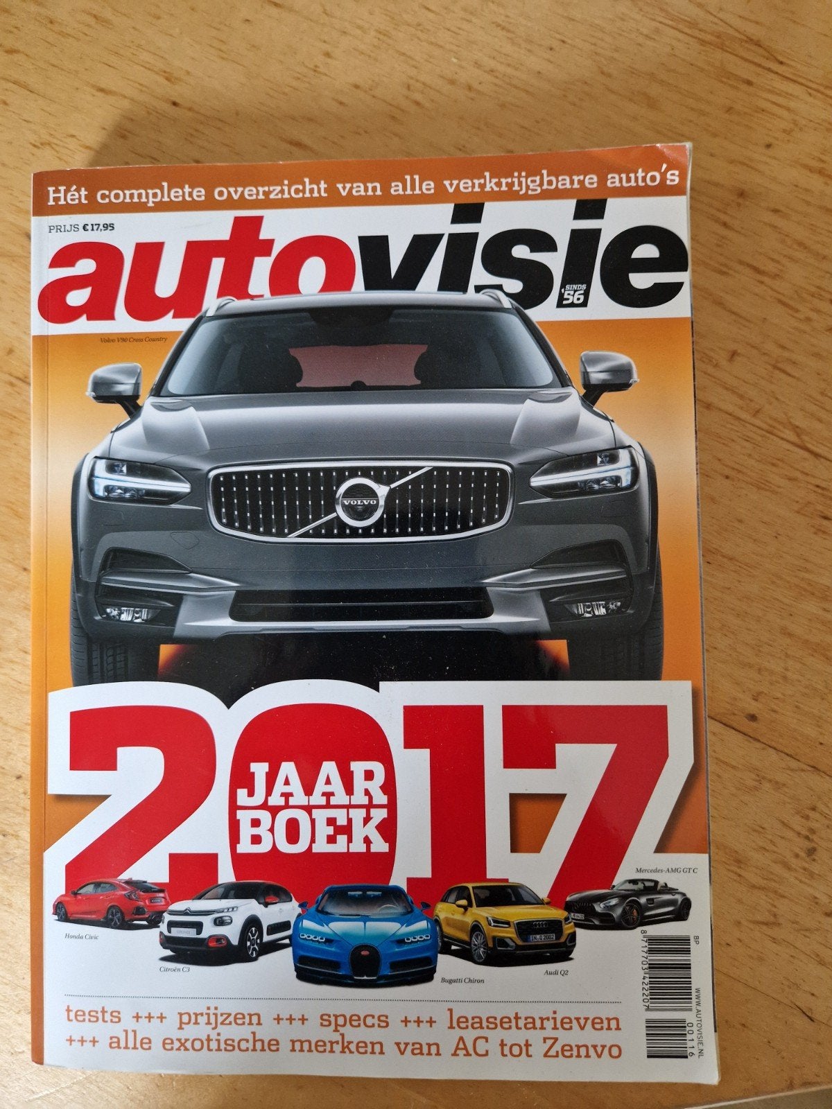 Autovisie Jaarboek 2017 - Hét complete auto overzicht, Ophalen of Verzenden, Zo goed als nieuw, Algemeen, Autovisie Redactie