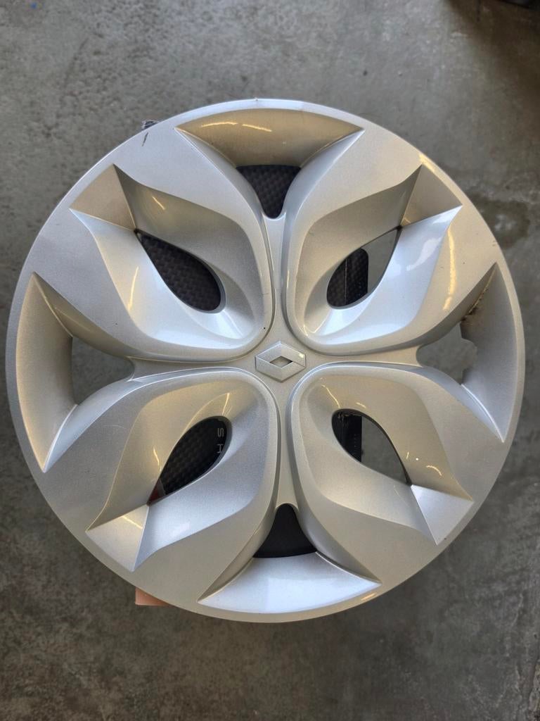 Renault Wieldoppen 15 inch - Zo goed als nieuw (4 stuks), Ophalen of Verzenden, Zo goed als nieuw