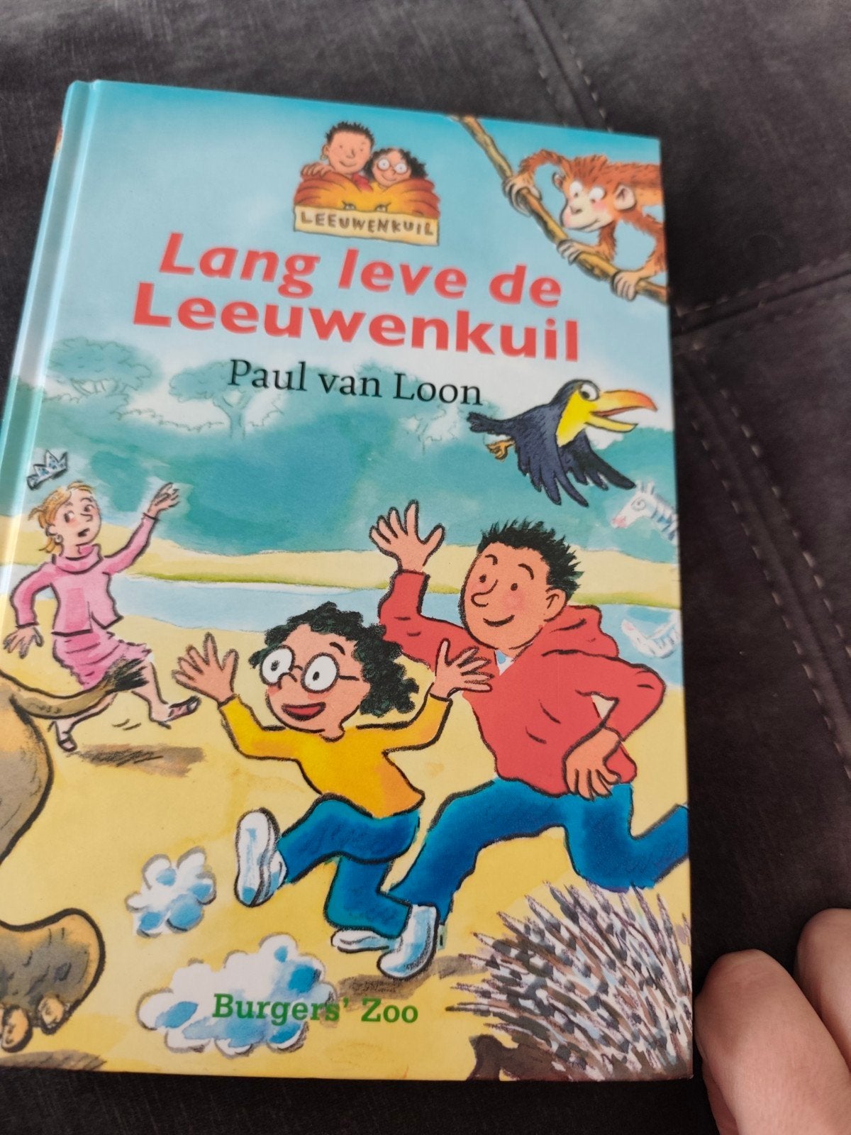 Paul van Loon lang leve de leeuwenkuil, Ophalen, Zo goed als nieuw