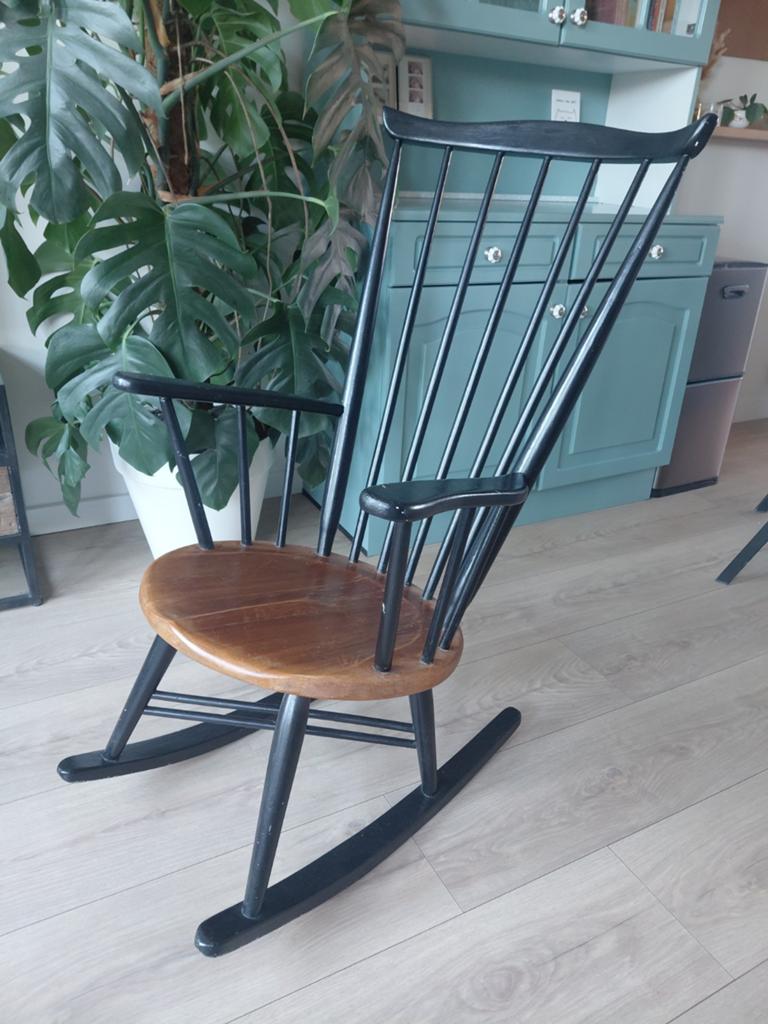 Vintage schommelstoel - jaren 60 - Ilmari Tapiovaara, Huis en Inrichting, Ophalen, Gebruikt, Zwart, Eén