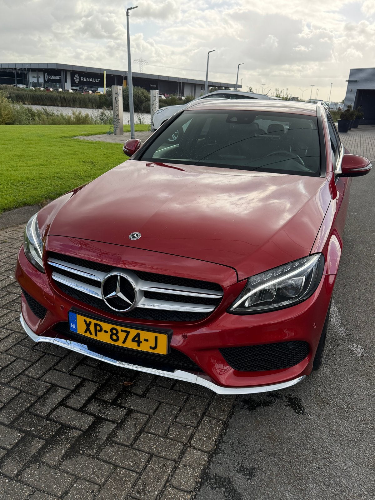 Mercedes-Benz C-Klasse C300 2018 Rood AMG pakket, Auto's, Automaat, Achterwielaandrijving, 1800 kg, Zwart