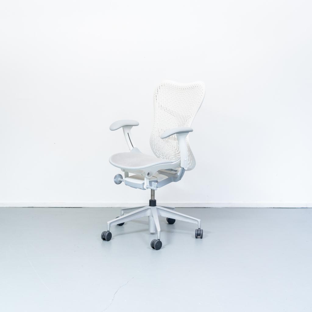 4x Herman Miller Mirra 2 Bureaustoel Alpine - Wit, Niet ingevuld, Wit, Niet ingevuld, Ophalen of Verzenden