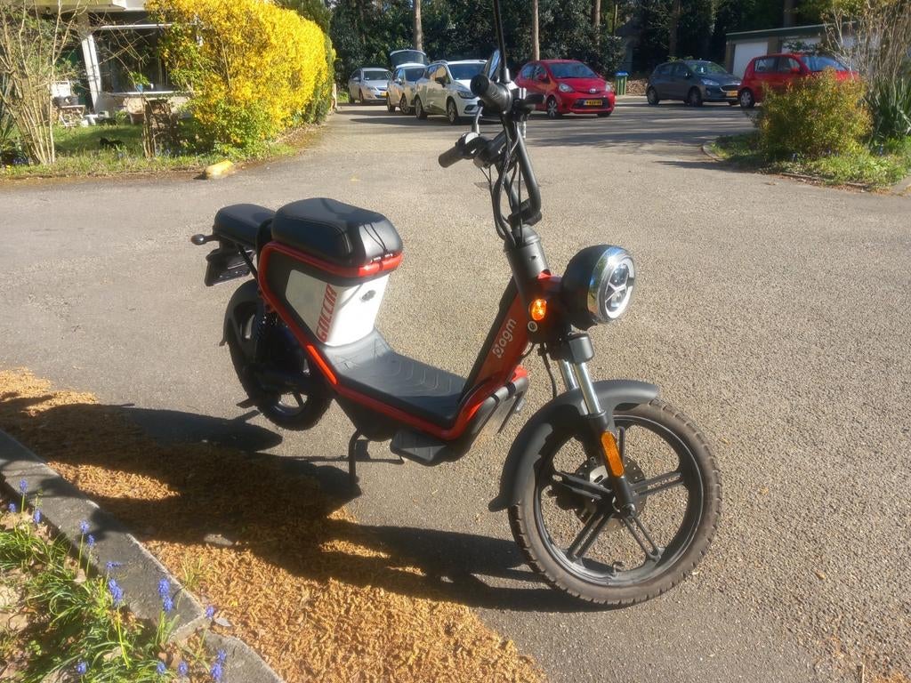 Electrische scooter AGM Goccia, Ophalen, Overige modellen, Zo goed als nieuw