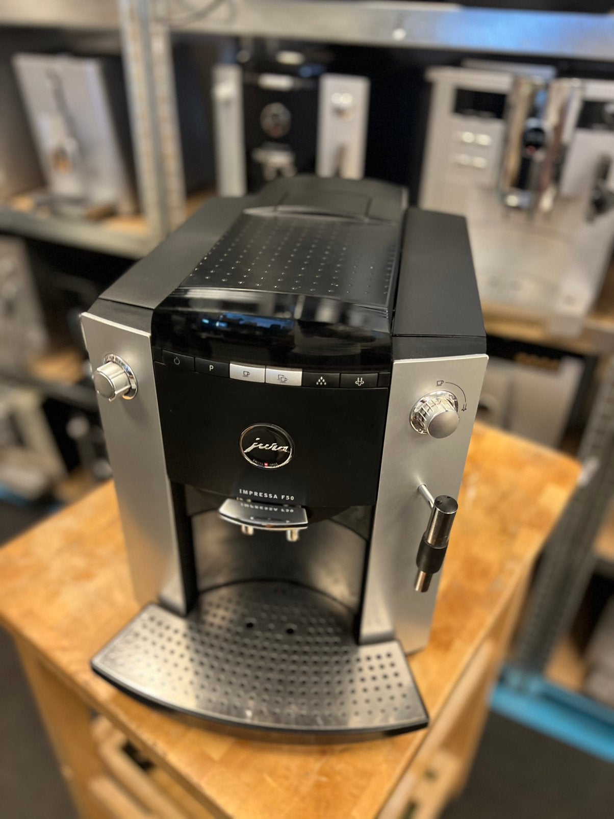 Jura F 50, Witgoed en Apparatuur, Info@jura.com, 10 kopjes of meer, Koffiemachine, Ophalen of Verzenden