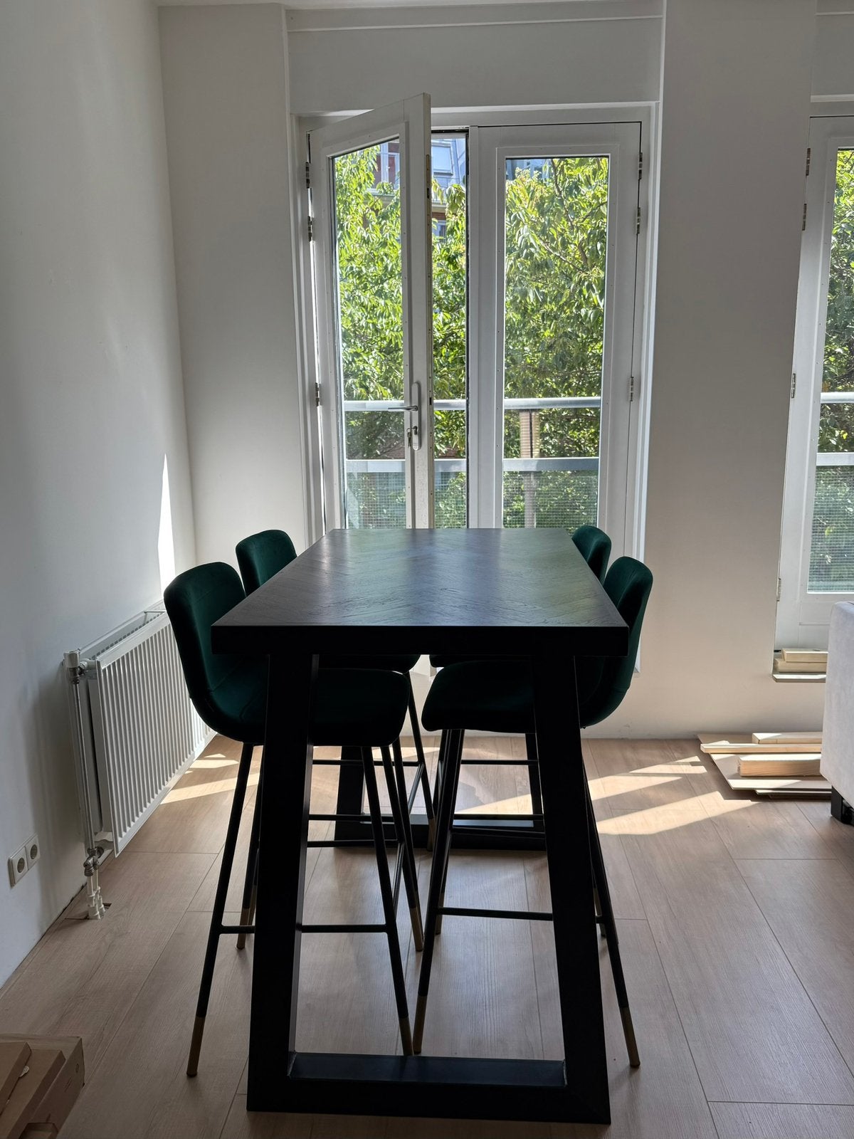 Hoge eiken visgraat eettafel, Huis en Inrichting, Tafels | Statafels, Ophalen, Zo goed als nieuw