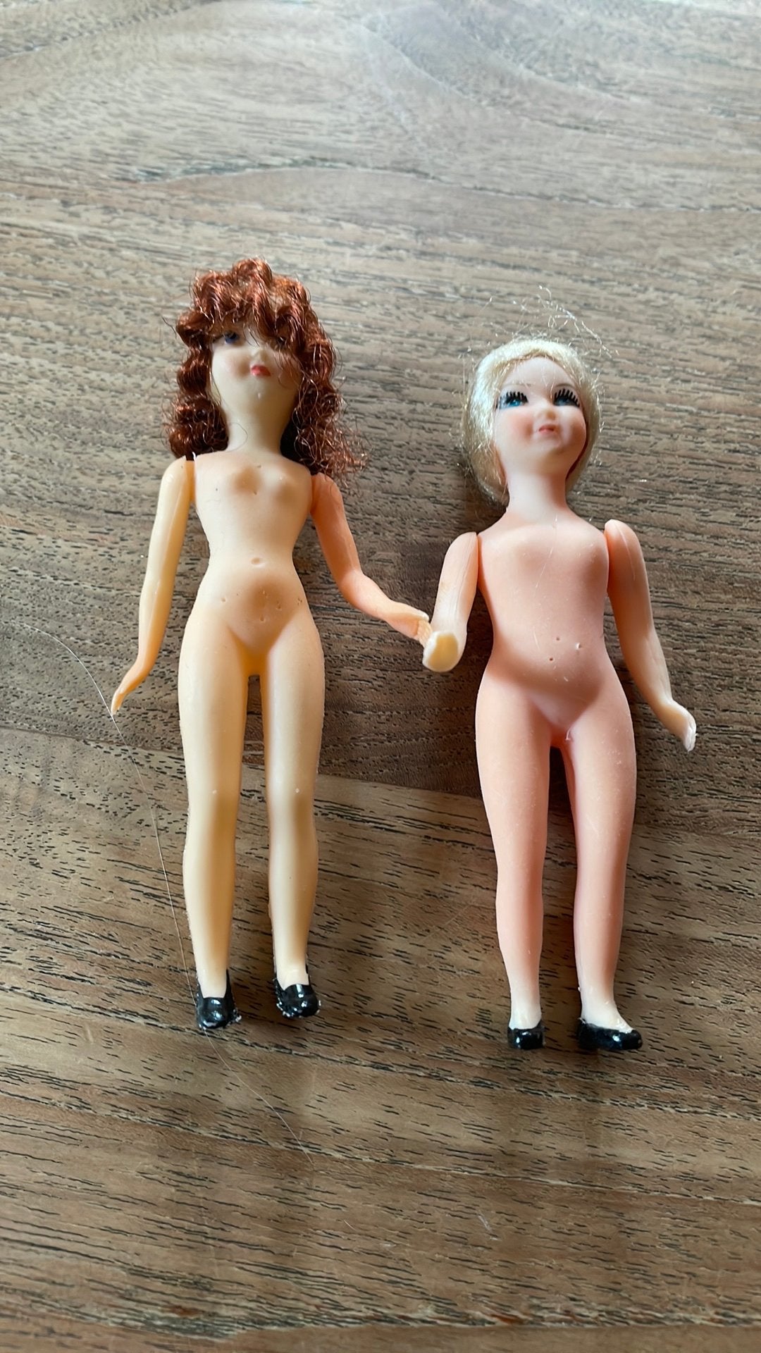 Twee dames poppenhuis, Ophalen of Verzenden, Gebruikt, Poppenhuis