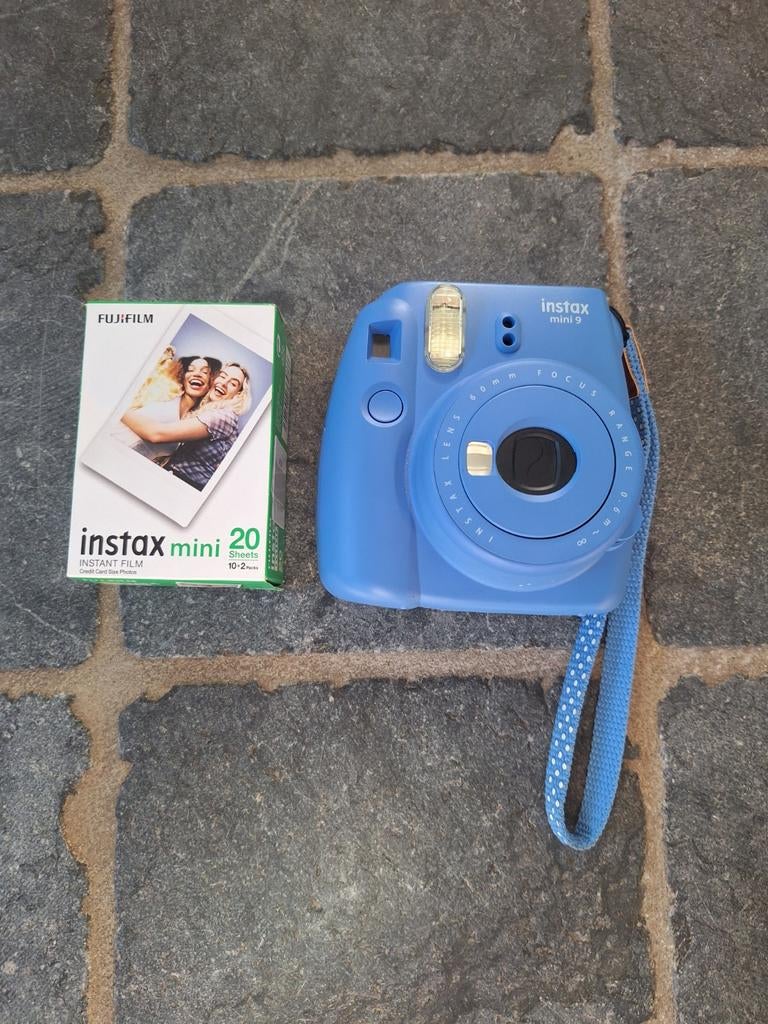 Instax Mini Polaroid Camera - Blauw met film, Ophalen of Verzenden, Zo goed als nieuw, Polaroid, Fuji