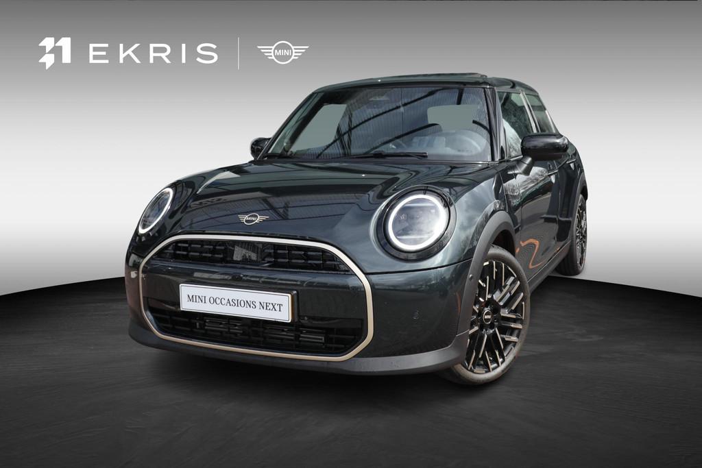 MINI 5-deurs Cooper C | Favoured Trim + Pakket XL, 156 pk, Met garantie (alle), Origineel Nederlands, Bedrijf