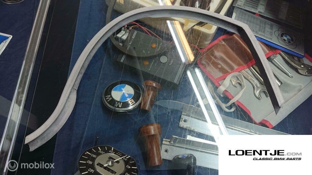 Deurrubber BMW e9 links of rechts 3.0csi 3.0cs 2800cs cs csi, Gebruikt, Ophalen of Verzenden, BMW, BMW