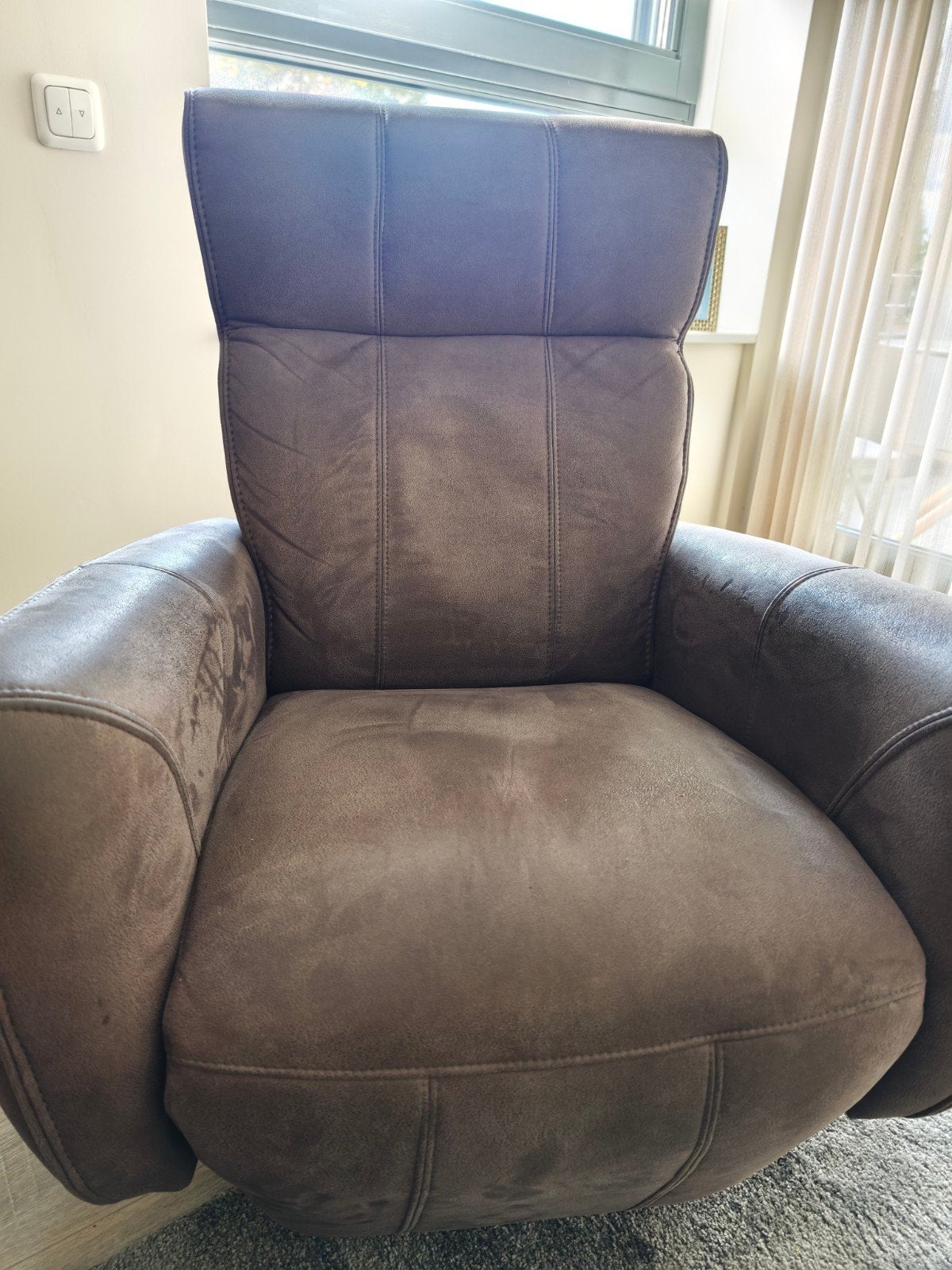 Comfortabele relaxfauteuil met lange accuduur, Huis en Inrichting, Stoelen, Ophalen