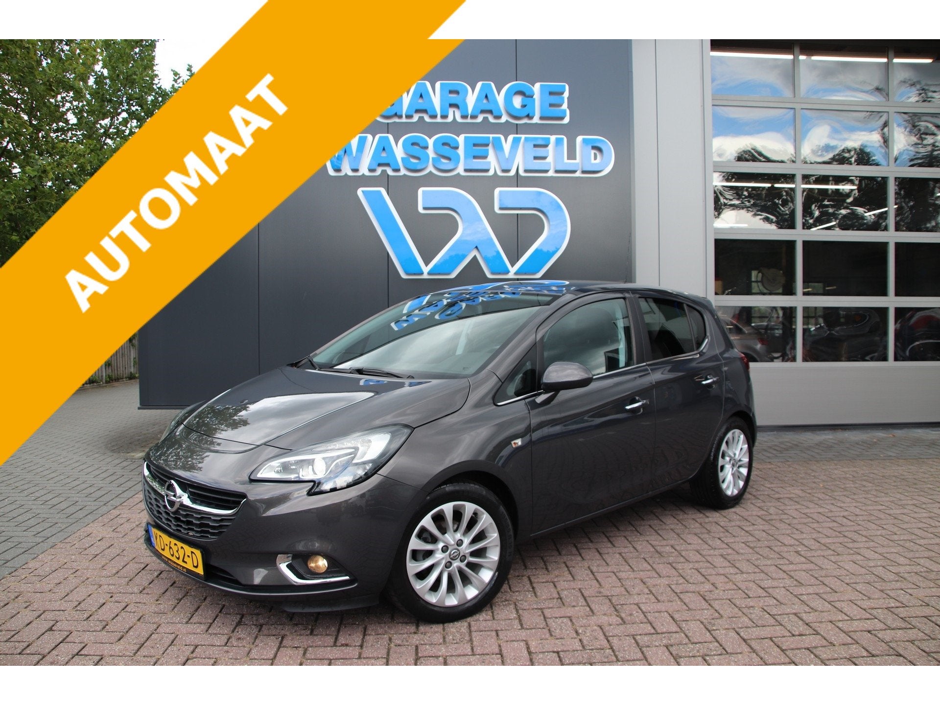 Opel Corsa 1.4 Innovation stoel+stuurverwarming/Cruise/Leder, 21 km/l, 1063 kg, Gebruikt, 4 cilinders