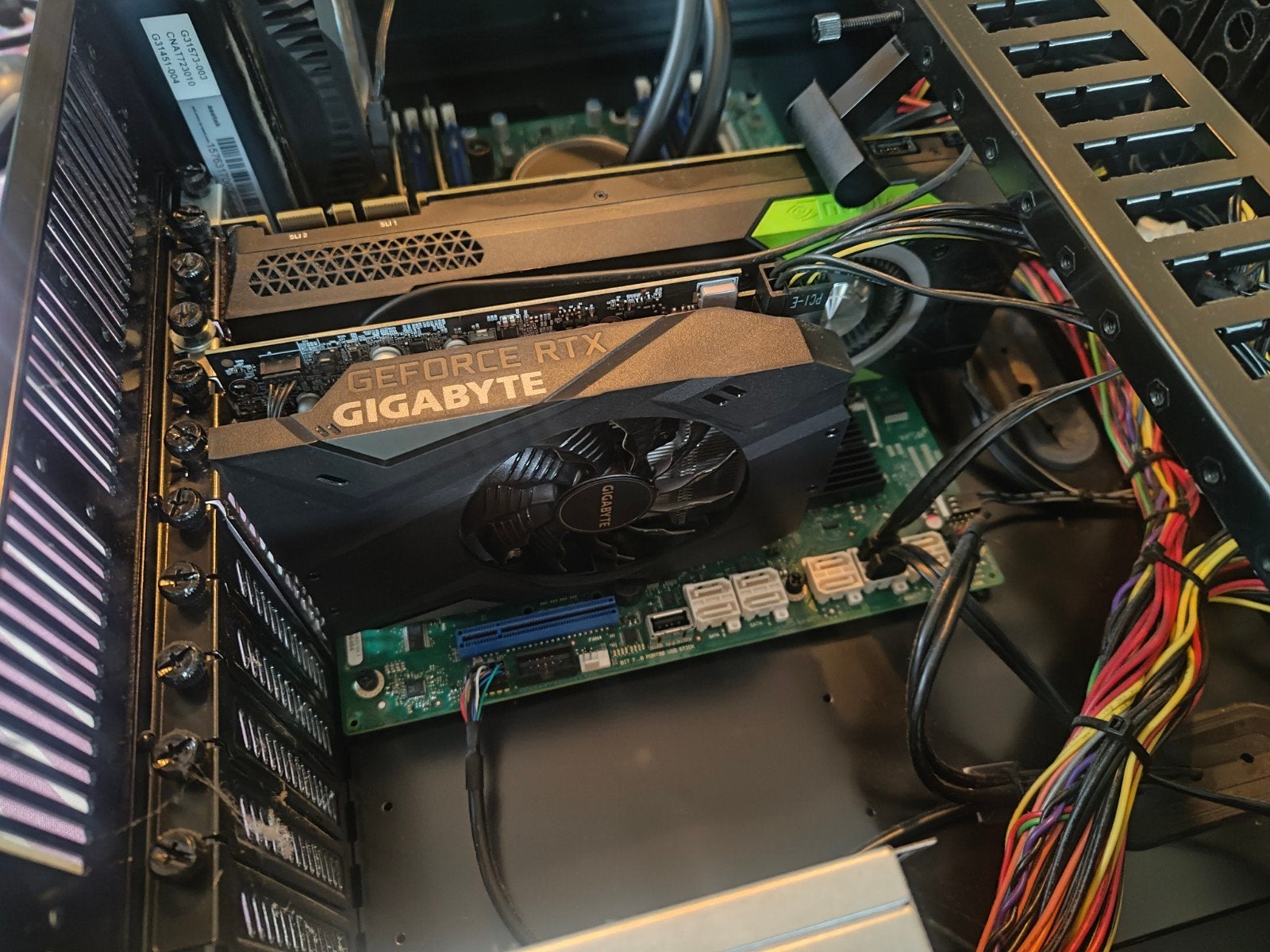 Krachtige Workstation Intel Xeon 16GB RAM RTX2060 S5000, Ophalen, Gebruikt, 480GB SSD, Intel Xeon E5-1650 v4