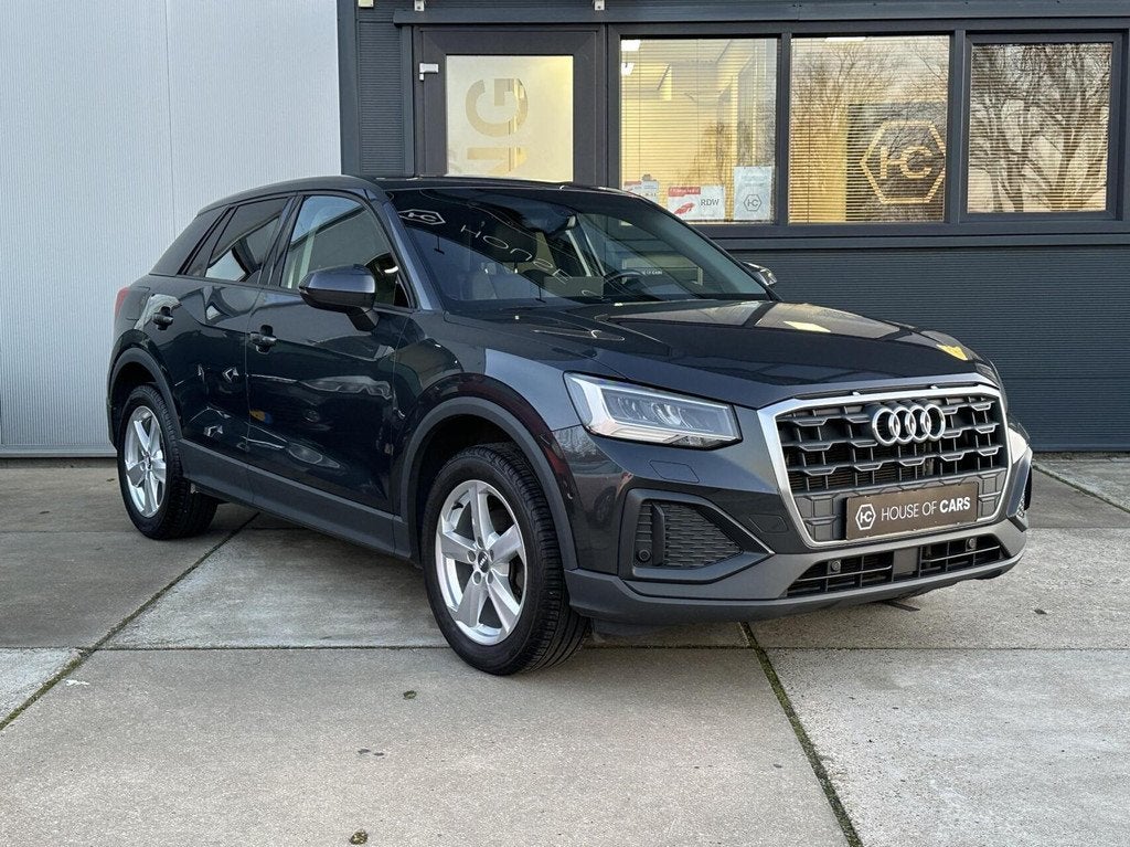 Audi Q2 30 TFSI Advanced edition Adaptive CarPlay Camera, Auto's, Audi, Stof, Gebruikt, Bedrijf, Handgeschakeld
