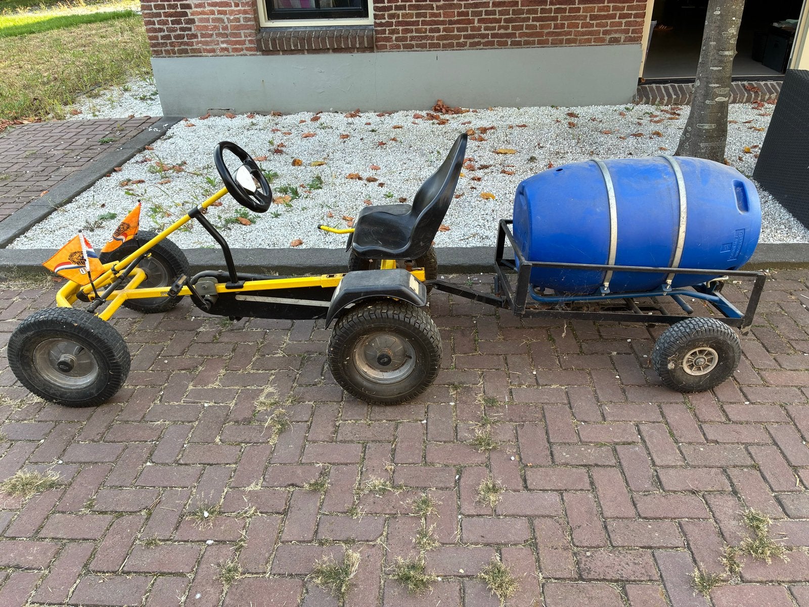 Berg Skelter met duozit en aanhanger, Ophalen, Gebruikt, Trapvoertuig