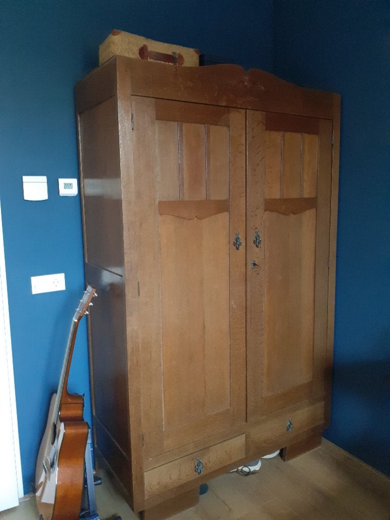 Antieke eiken kledingkast, Gebruikt, 100 tot 150 cm, Eikenhout, 150 tot 200 cm