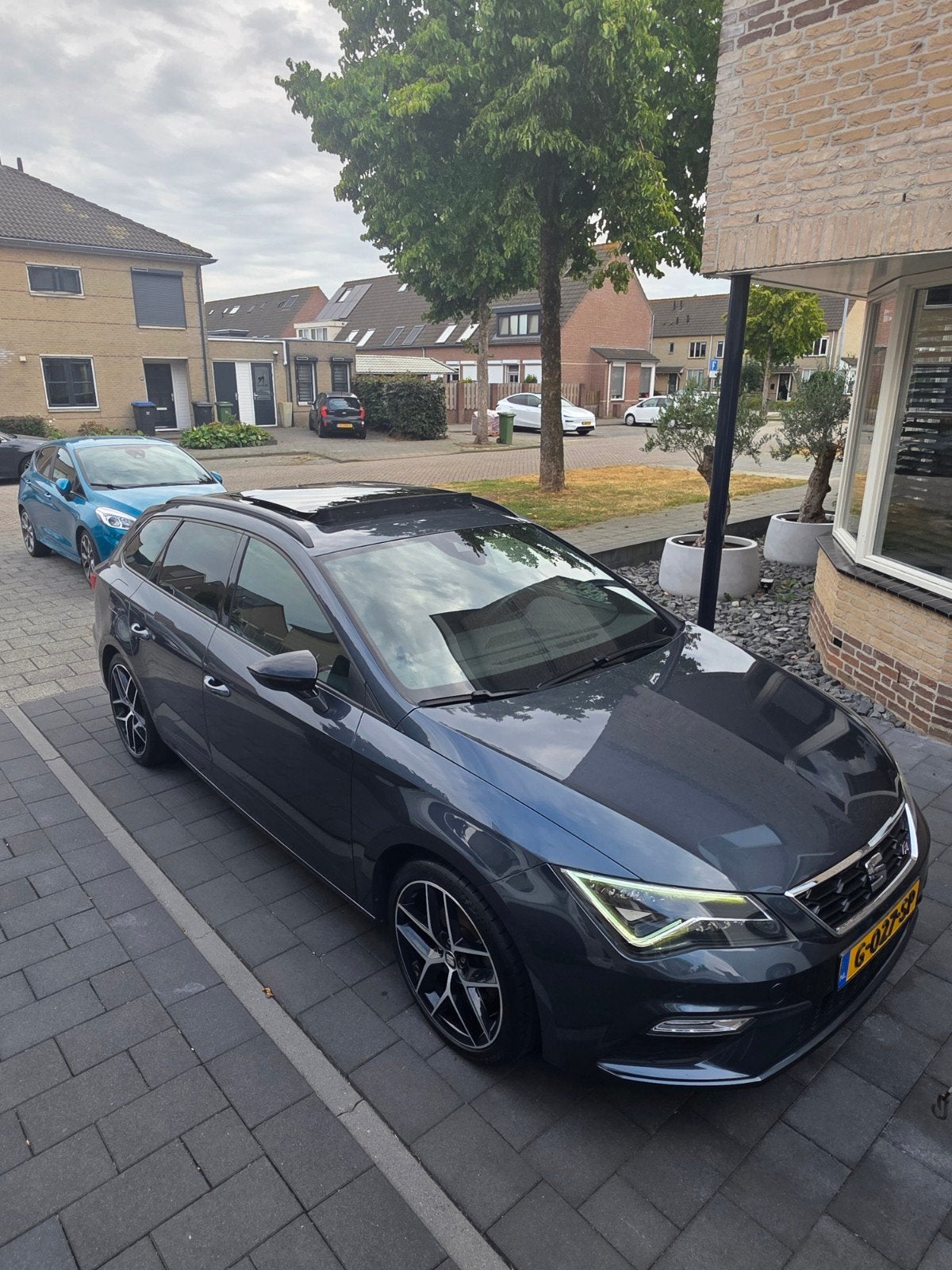 SEAT Leon ST FR 1.5 TSI 150PK | Panorama | Trekhaak, Auto's, Seat, Voorwielaandrijving, Stof, 1498 cc, Zwart
