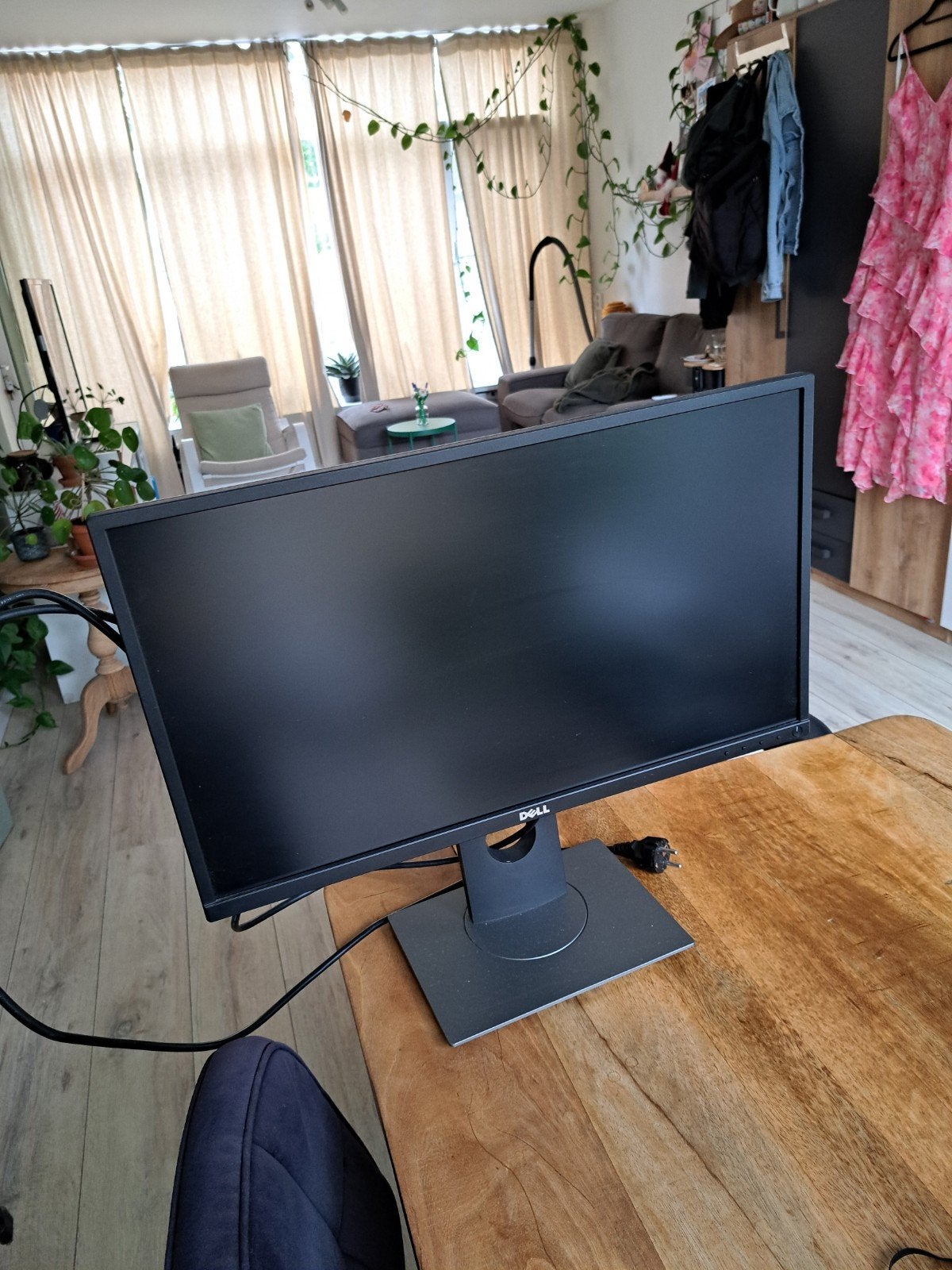 Dell Monitor - Full HD, HDMI, Kantelbaar, Computers en Software, Monitoren, Ophalen, Kantelbaar, Full HD, Dell
