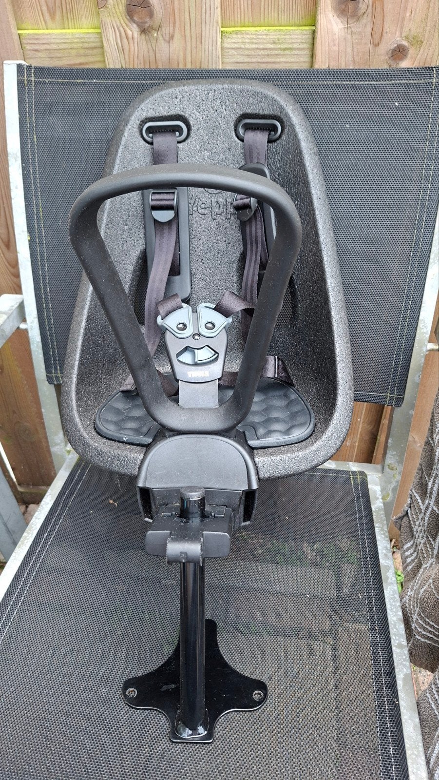 Thule Yepp Nexxt Mini Fietszitje Voor in de bakfiets, Ophalen of Verzenden, Zo goed als nieuw