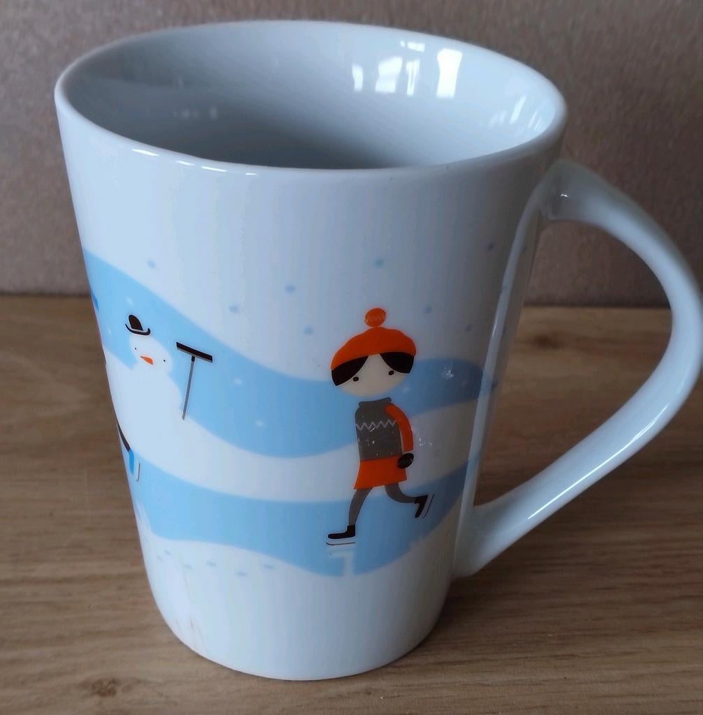 BEKER MET SCHAATSERS*WINTER*IJS*SCHAATSEN*MOK*SNEEUW, Verzenden, Overige typen, Zo goed als nieuw, Overige stijlen