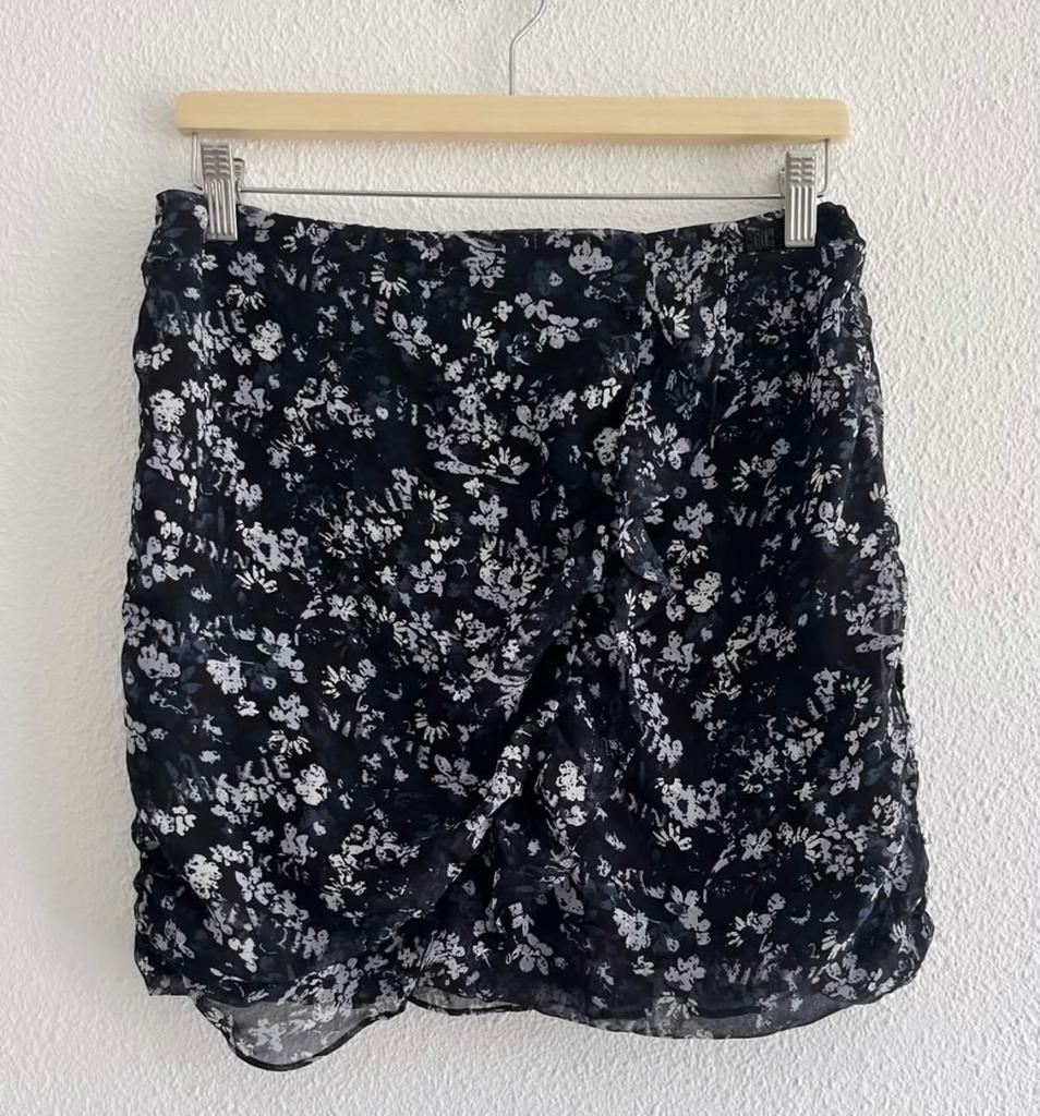 Nikkie blauwe bloemenrokje maat m, Maat 38/40 (M), Blauw, Ophalen of Verzenden, Zo goed als nieuw