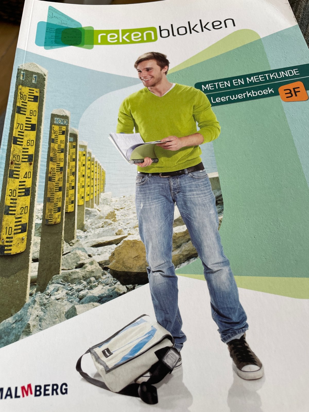 Rekenblokken MBO 3F: Meten en Meetkunde Leerwerkboek, Ophalen of Verzenden, Zo goed als nieuw, Overige niveaus, Overige vakken