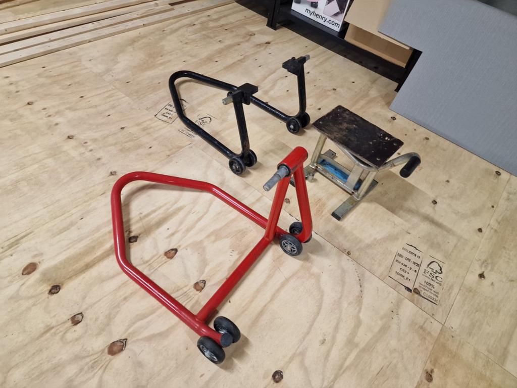 Paddockstand paddock stand motorbok crossmotor bok, Motoren, Accessoires | Overige, Ophalen, ., ., .