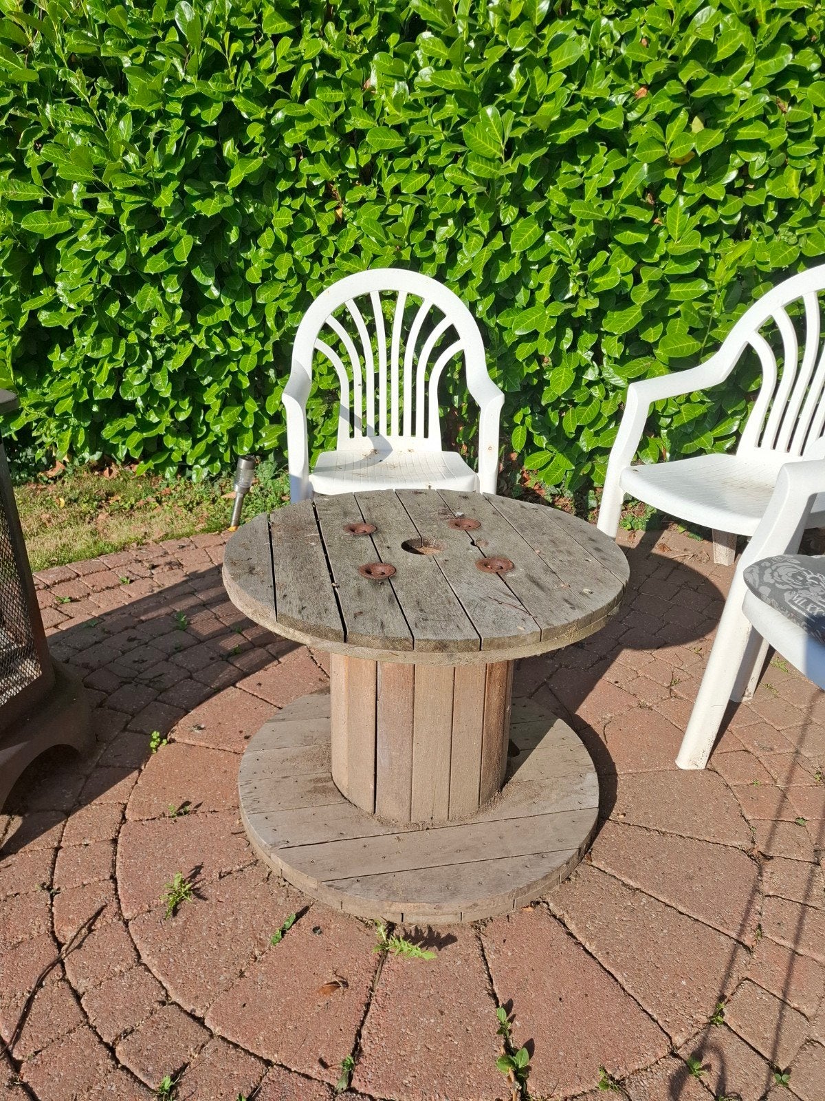 Unieke houten kabelhaspel tafel voor buiten, Ophalen of Verzenden, Gebruikt, Rechthoekig, Hout