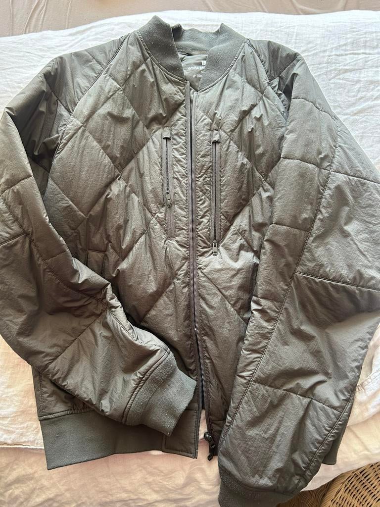 Unisex Down Jacket Uniqlo x White Mountaineering, Kleding | Heren, Uniqlo, Maat 48/50 (M), Ophalen of Verzenden, Gedragen