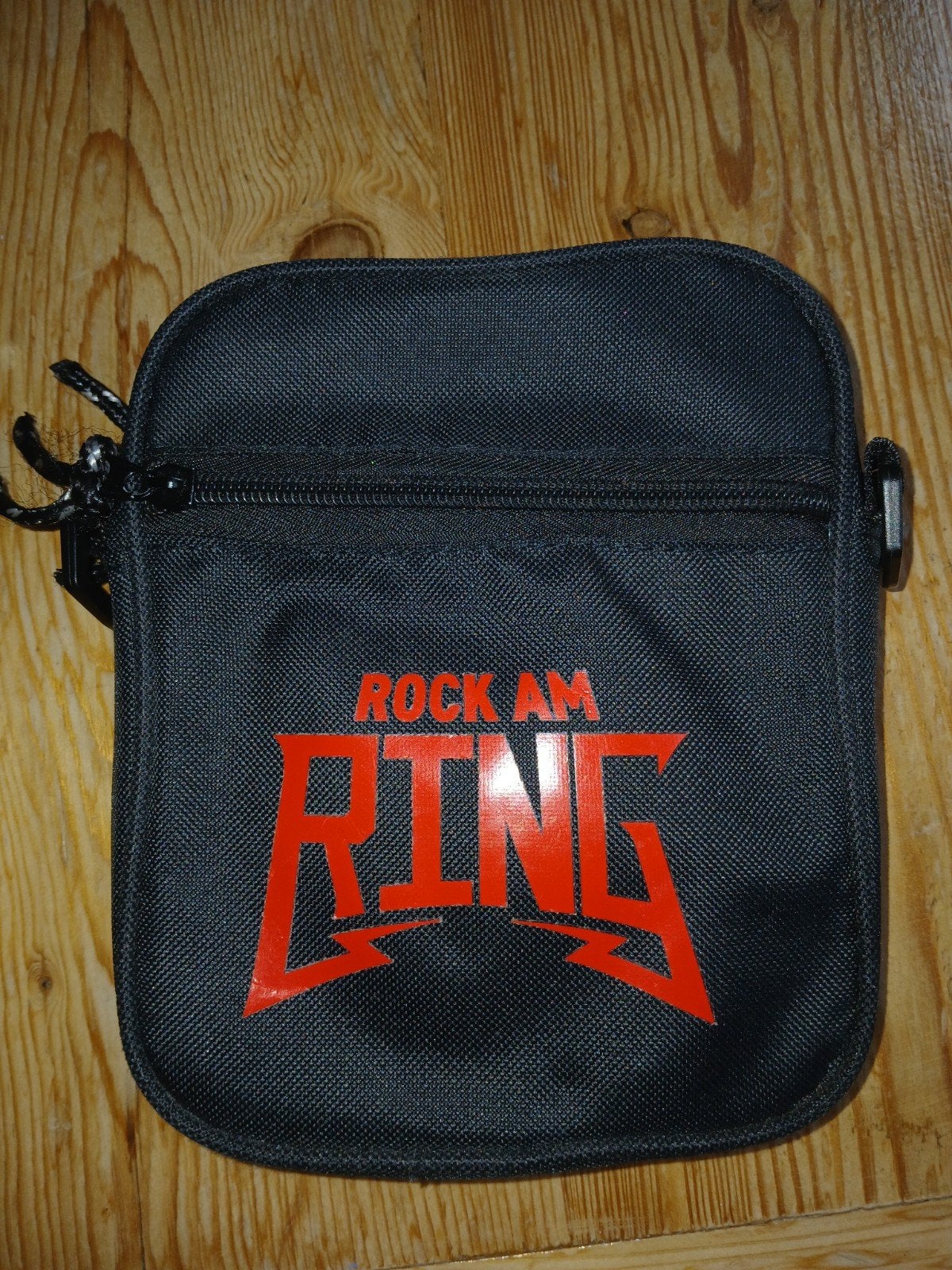 Rock am Ring schoudertasje en transparante rugzak, Ophalen of Verzenden, Zo goed als nieuw, Zwart, Overige merken