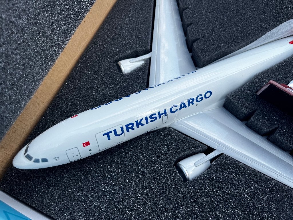 Display model Turkish Cargo - Airbus A330 / nieuw in doos, Ophalen of Verzenden, Nieuw, Schaalmodel