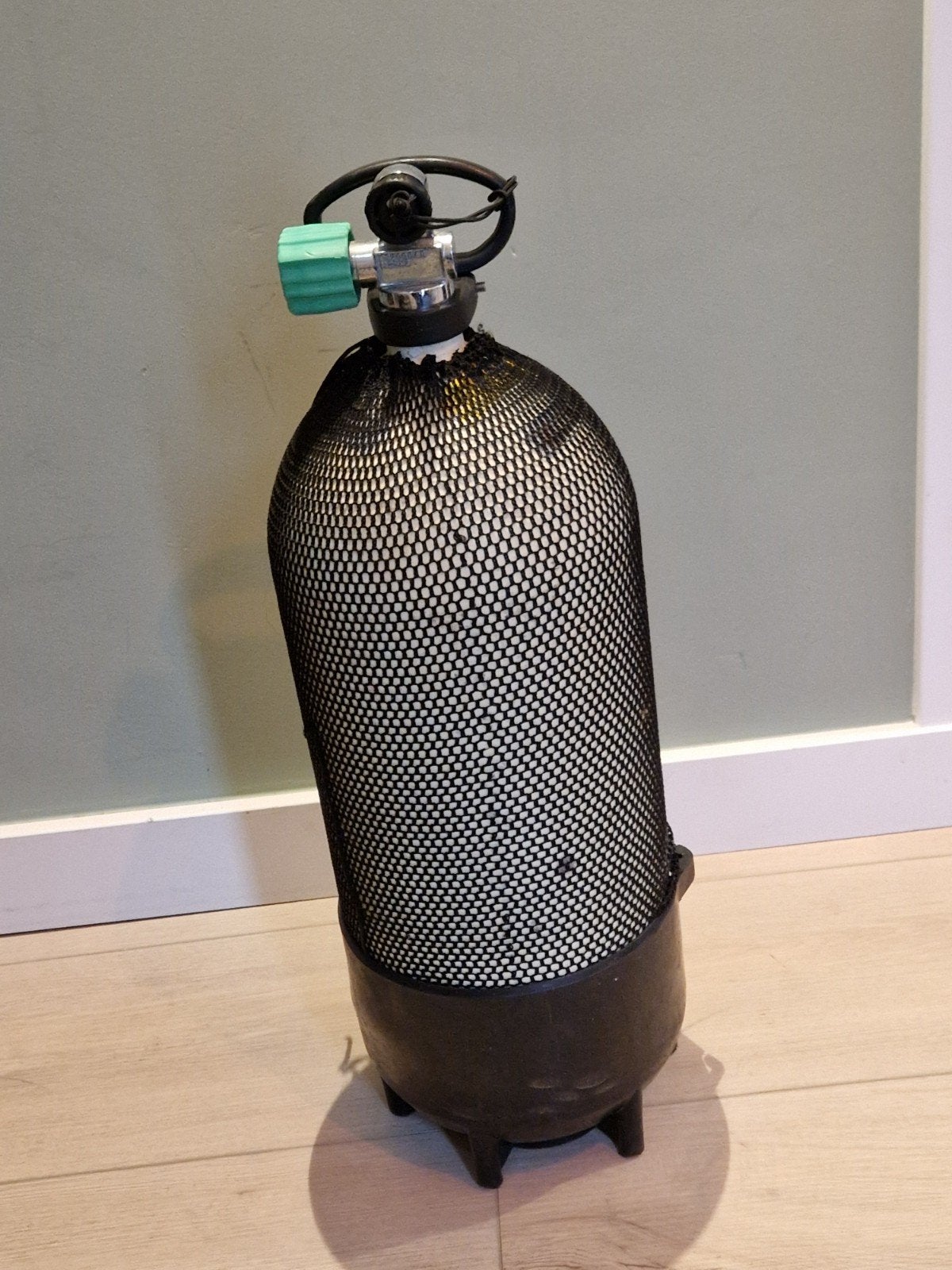 Duikfles 12L (bommetje), gekeurd tot 2031, Ophalen, Gebruikt, Duikfles