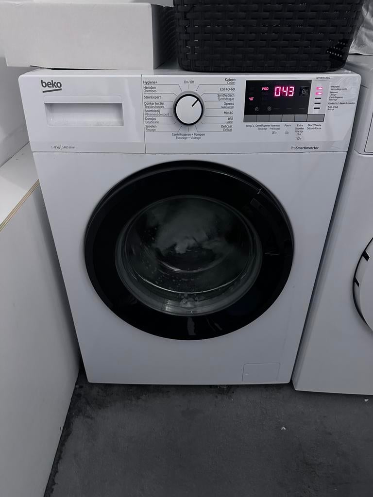 Beko Wasmachine 1,5 jaar oud, Witgoed en Apparatuur, Wasmachines, Ophalen, Gebruikt, Minder dan 85 cm, 1200 tot 1600 toeren