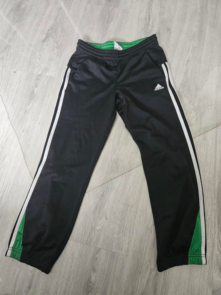 Adidas trainingsbroek maat 140 zwart met groen, Ophalen of Verzenden, Gebruikt, Jongen of Meisje, Broek