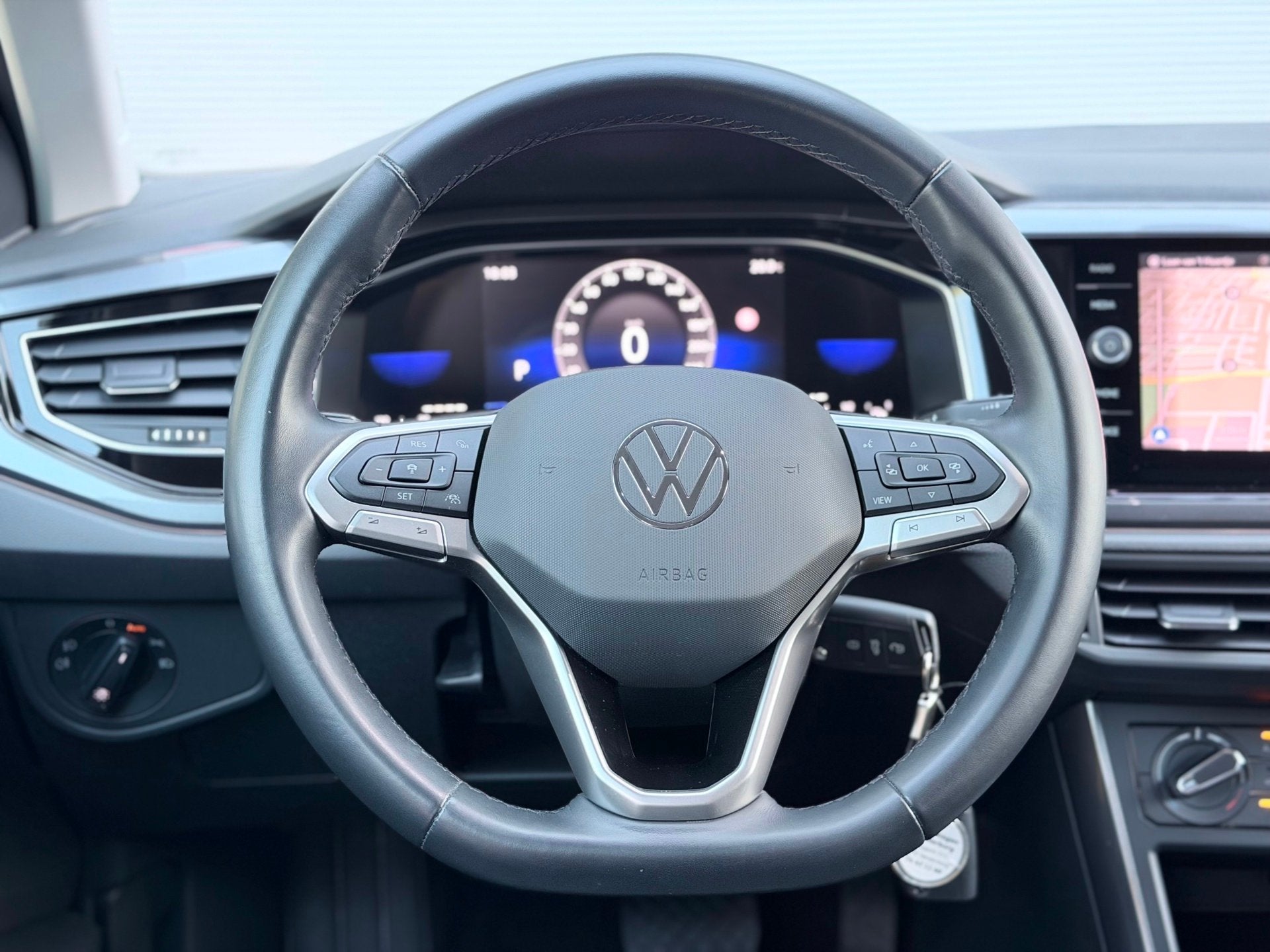 Foto 12 van Volkswagen Polo 1.0 TSI Highline IQ.Light/AppleCar/Blindspot