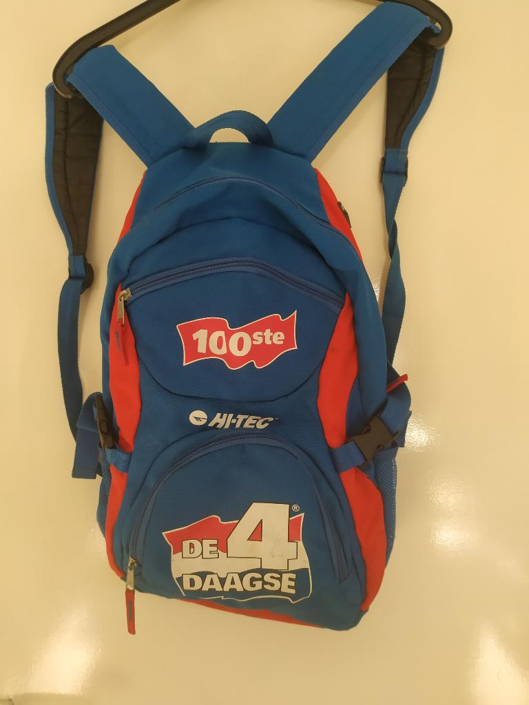 Rugzak 100 ste vierdaagse, Ophalen of Verzenden, Gebruikt, 25 tot 40 cm, Overige merken