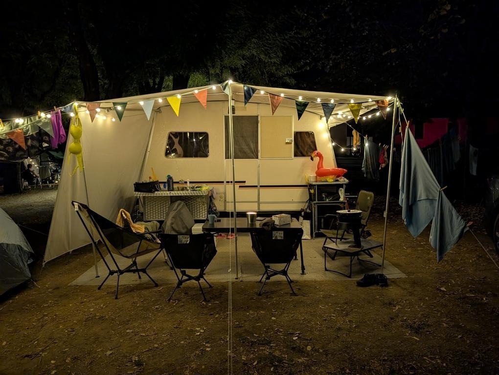 Rapido Confort Matic 1982: origineel met veel unieke opties!, Caravans en Kamperen, Standaardzit, Schokbreker, 4 tot 5 meter, Tot en met 5