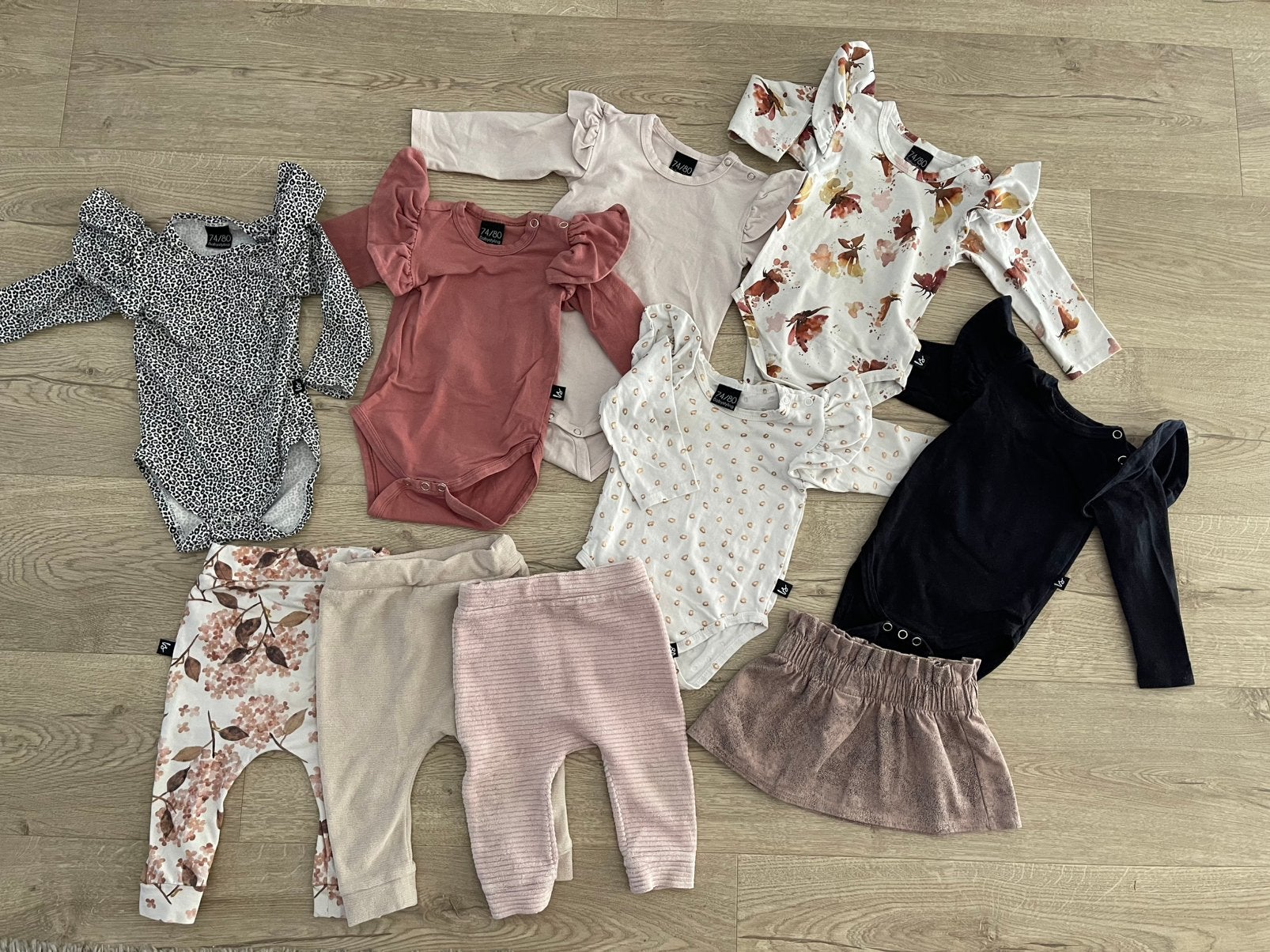 Baby Styling meisjeskleding maat 74/80 – 10 stuks, Kinderen en Baby's, Ophalen of Verzenden, Zo goed als nieuw, Maat 74